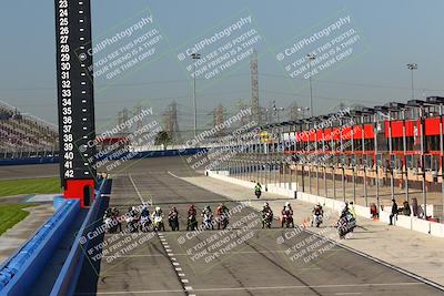 media/Jan-21-2023-Fastrack Riders (Sat) [[fcf3f88a30]]/Level 4/Session 2 Nascar 1/